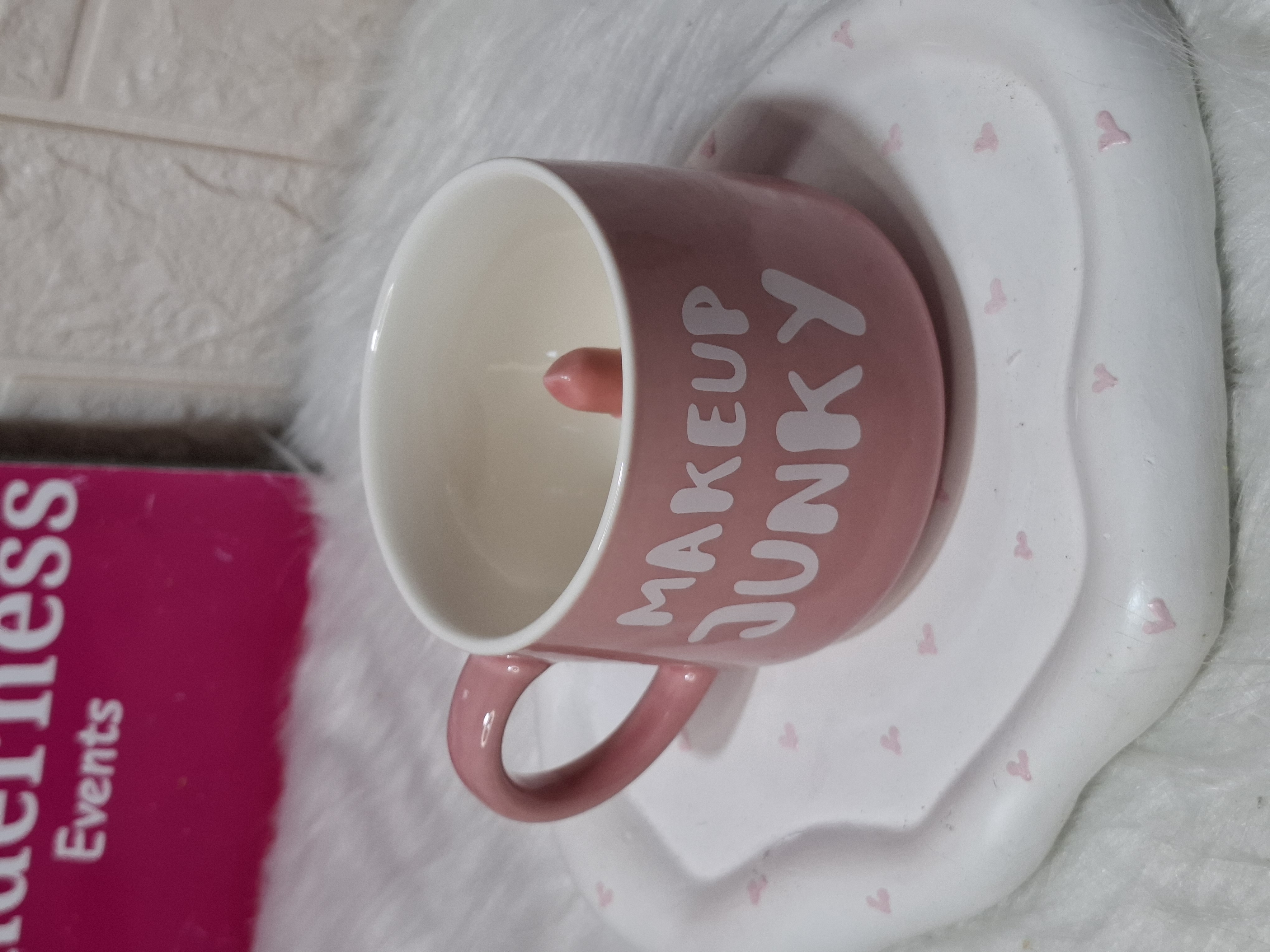 Mug with Buslin and Lipstick