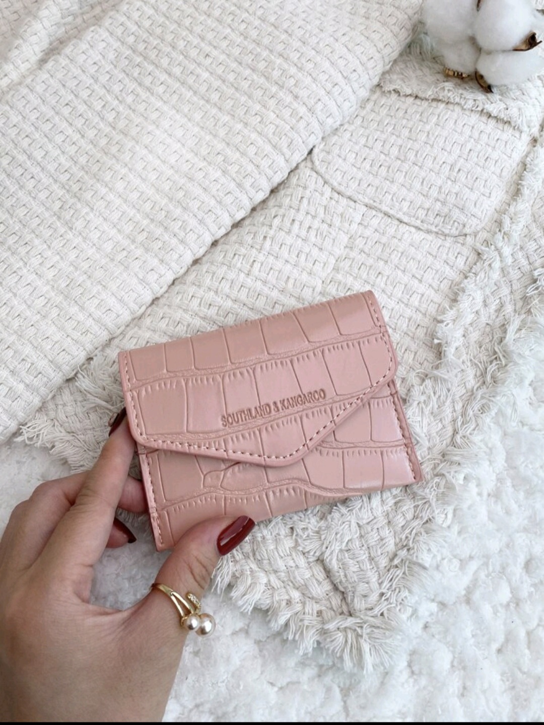 💼 Women’s Cashmere Wallet – Elegant & Soft